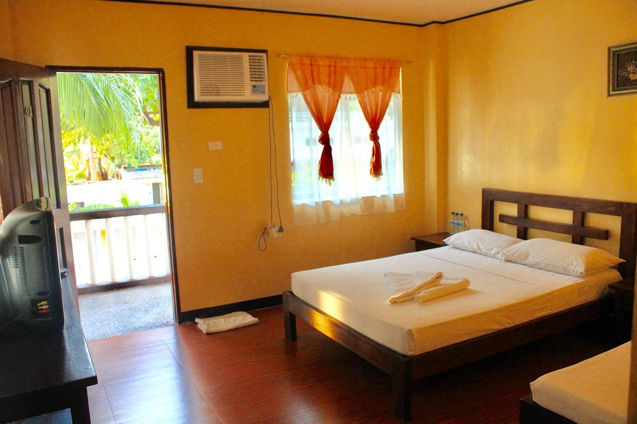 Bella Beach Resort Batangas 利安 外观 照片